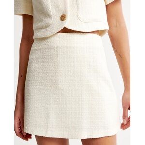 Abercrombie Mini Tweed Cream Skirt